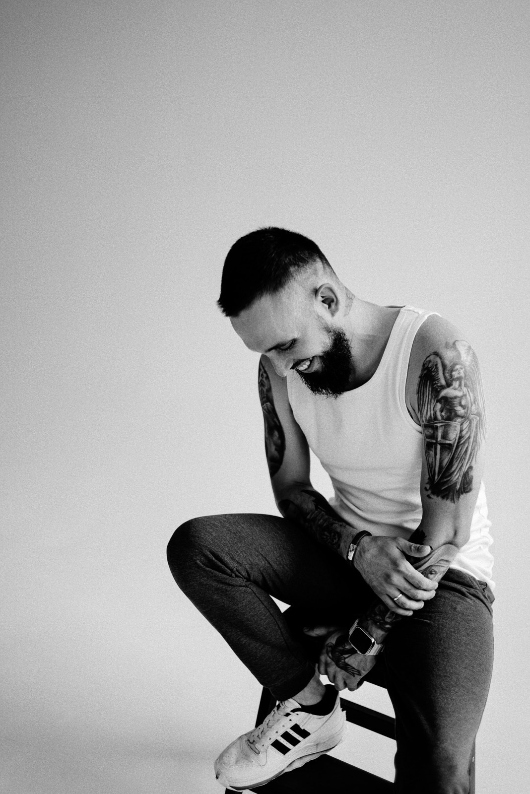 Характерный мужской портрет в студии, фотограф Тюмень Дарья Мустафина