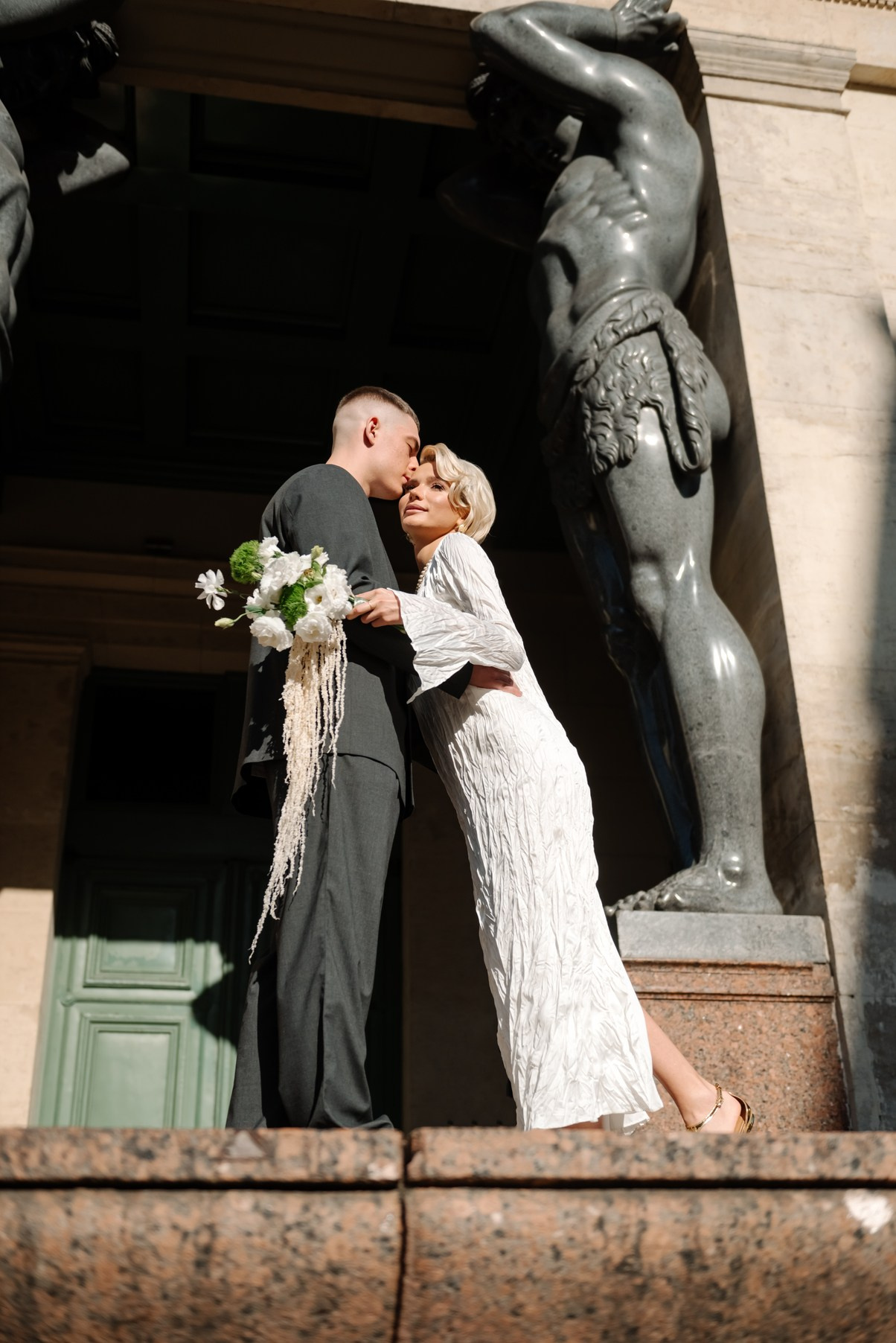 Прогулка у Атланов. Свадебный и сеейный фотограф в Санкт-Петербурге Елена Худякова