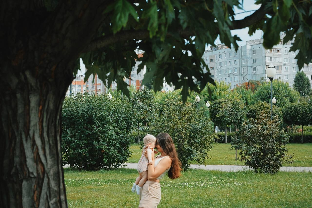 Анастасия. Прогулочная. Фотограф Пирумян Анна. г. Сургут, г. Воронеж