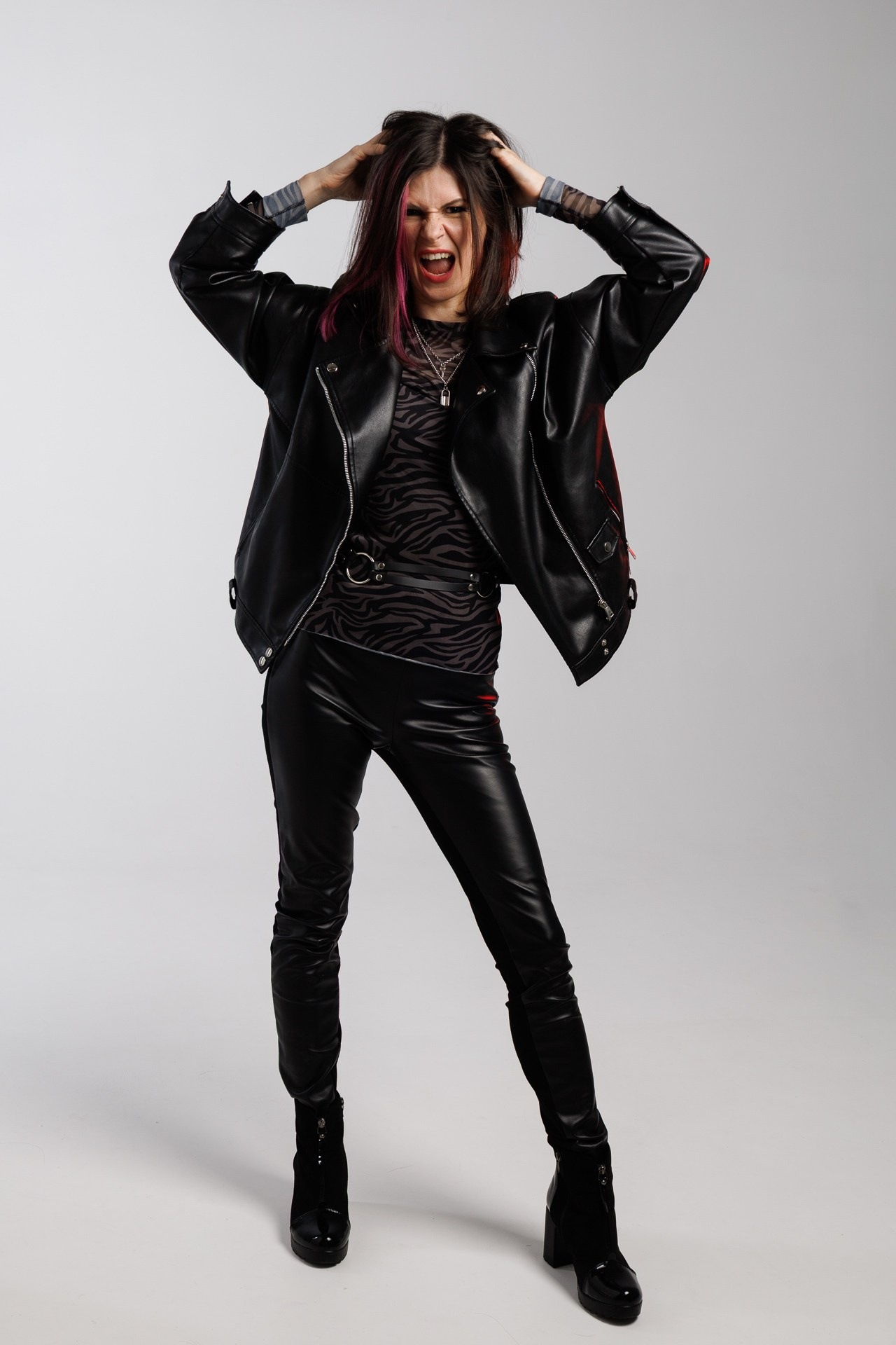 Съёмка в студии с Жанной. Портретный фотограф в Москве Евгений Уткин