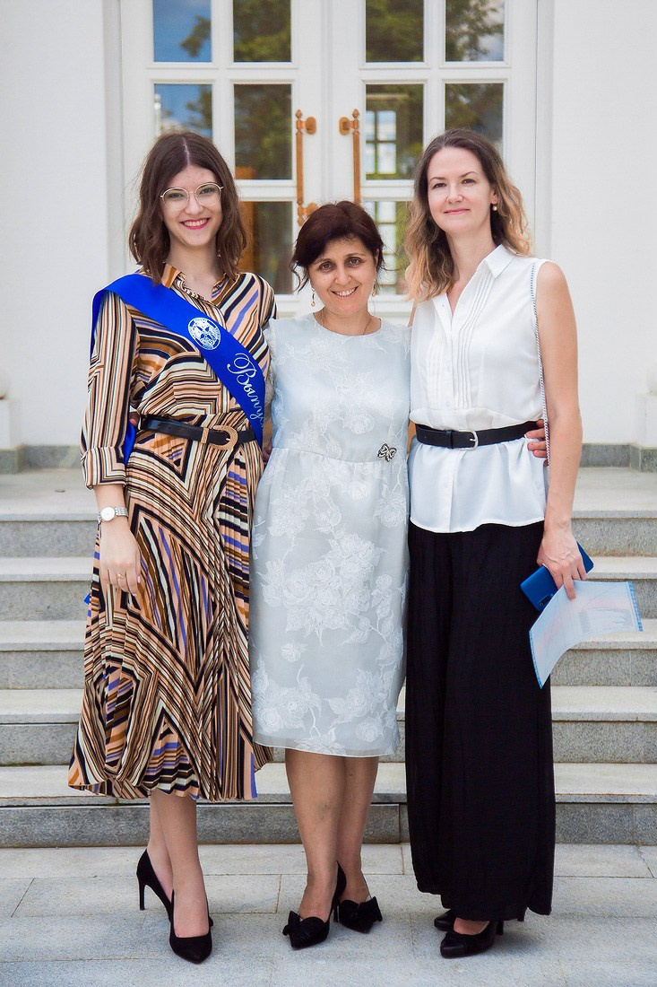 Выпускной в гимназии «Василиада». Репортажный фотограф Борис Геер