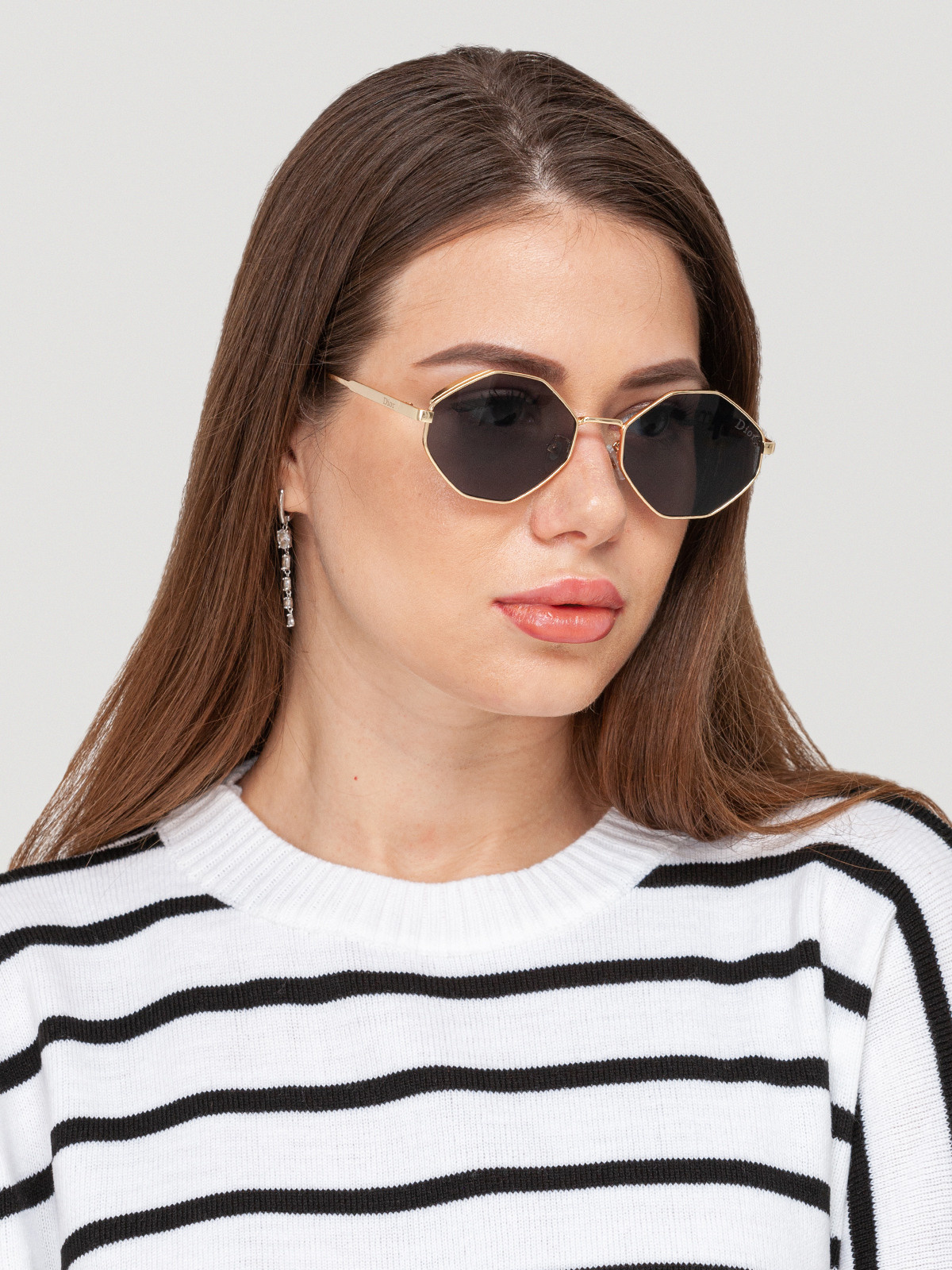 Фотосъемка очков для Валдберриз. Сборные фотосъёмки в Москве. фотосессии одежды.фотограф