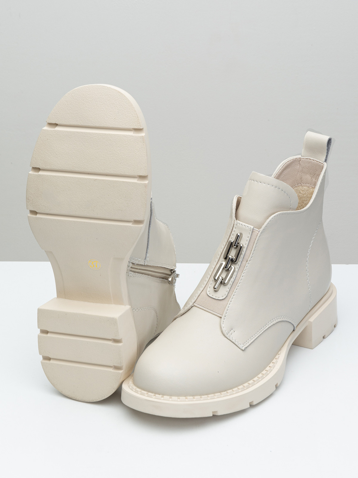 Фотосессия обуви для Валдберриз. Сборные фотосъёмки в Москве. фотосессии одежды.фотограф