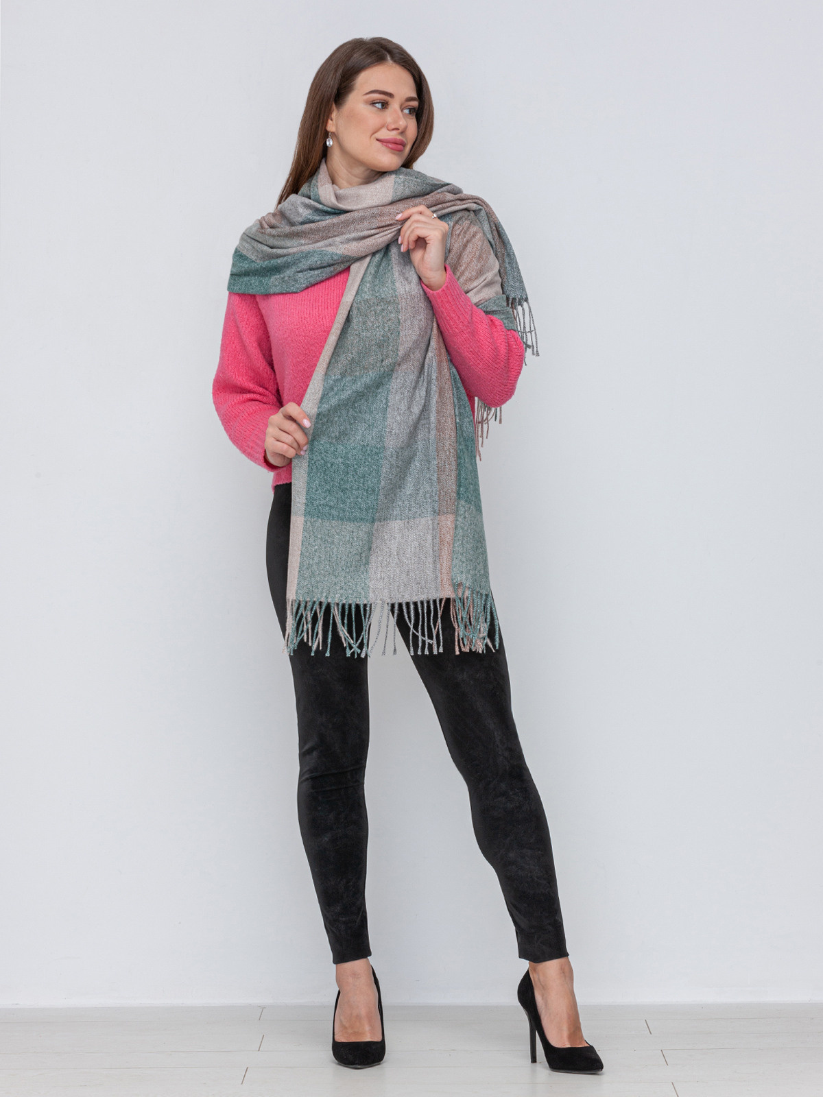 Предметная фотосъемка Москва. Михаил Папулян, каталожная съемка. Сборные фотосъёмки в Москве. фотосессии одежды.фотограф