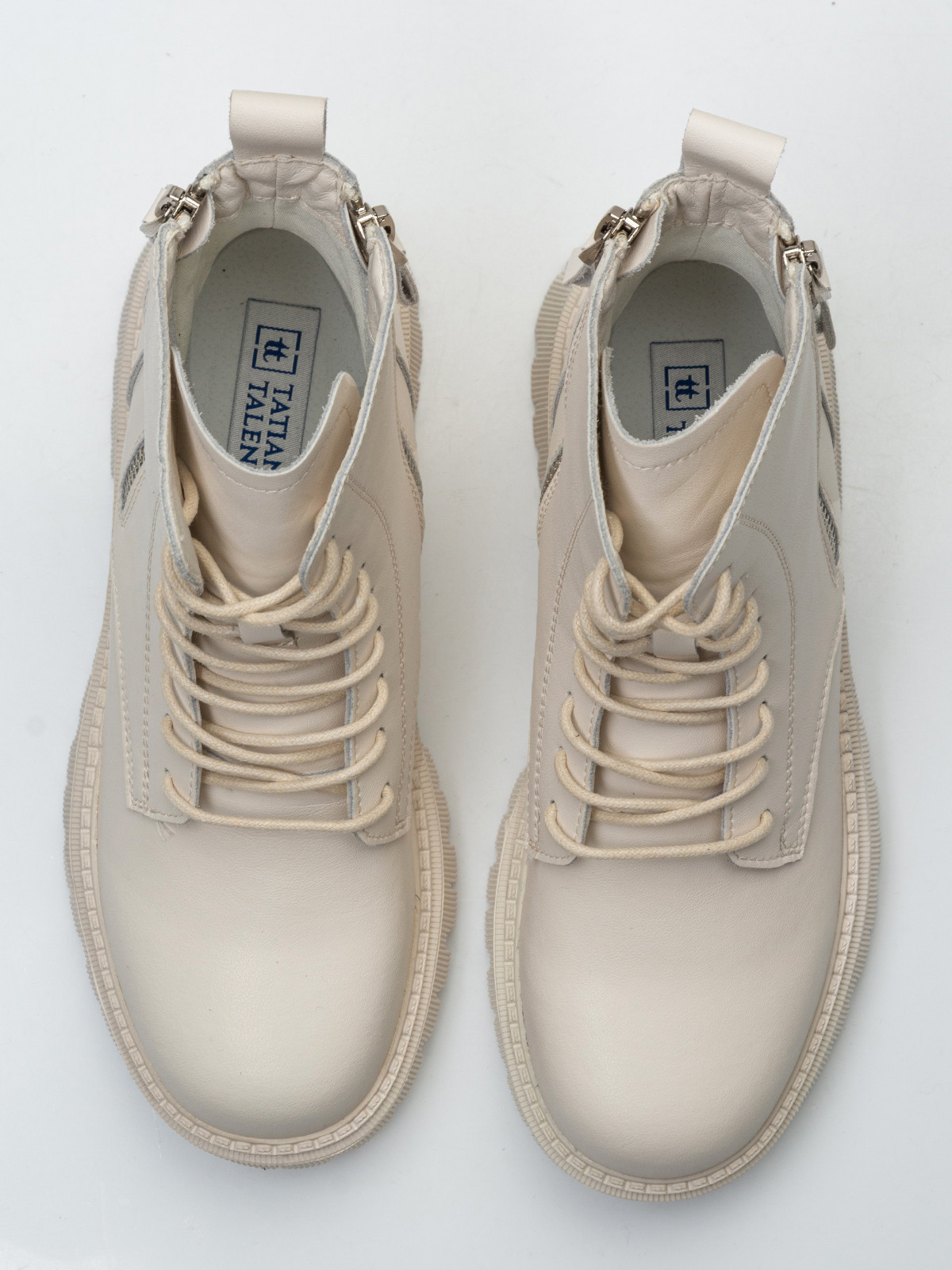 Фотосессия обуви для Валдберриз. Сборные фотосъёмки в Москве. фотосессии одежды.фотограф