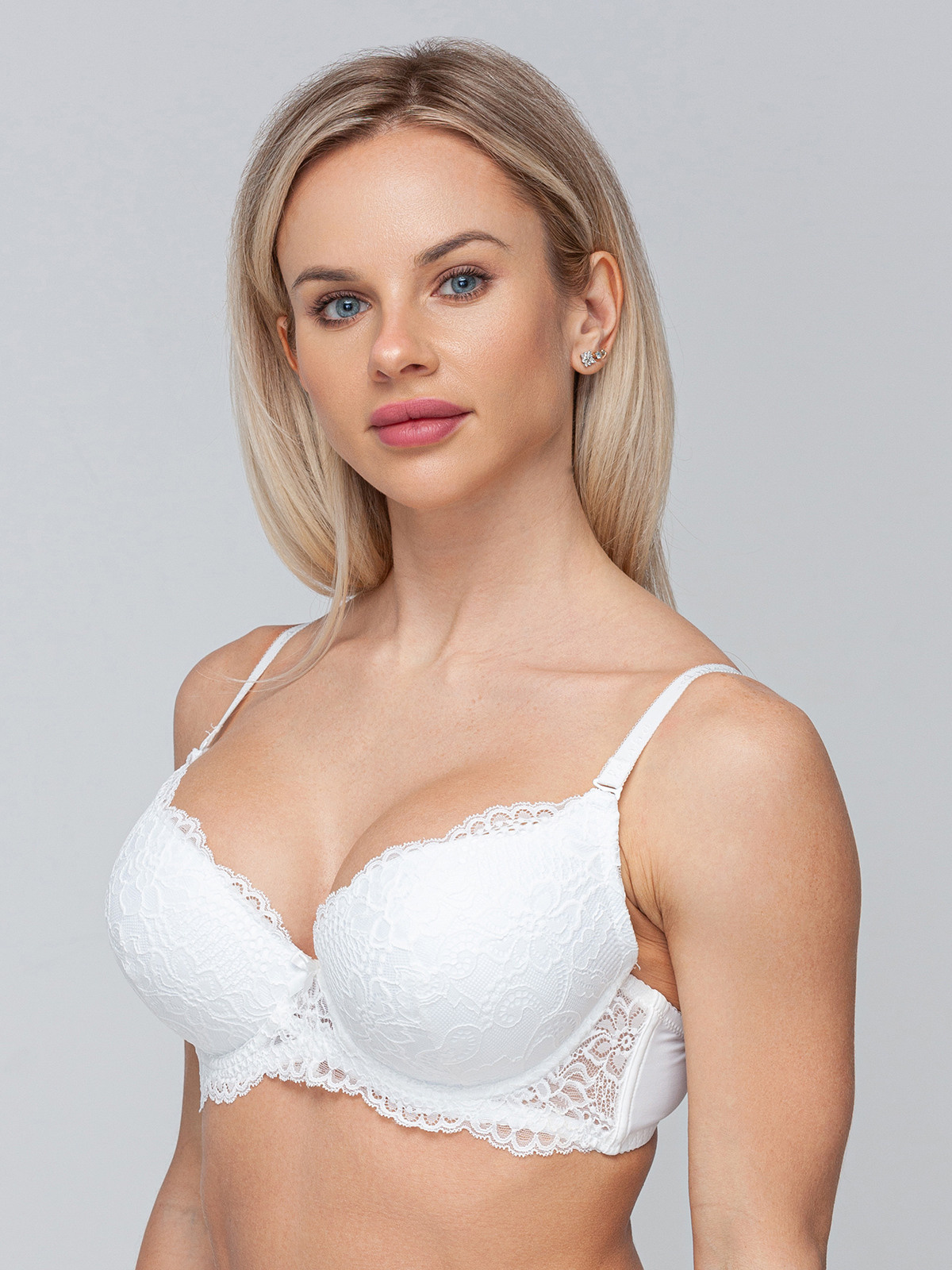 Фотосессия бюстгальтеров. Сборные фотосъёмки в Москве. фотосессии одежды.фотограф