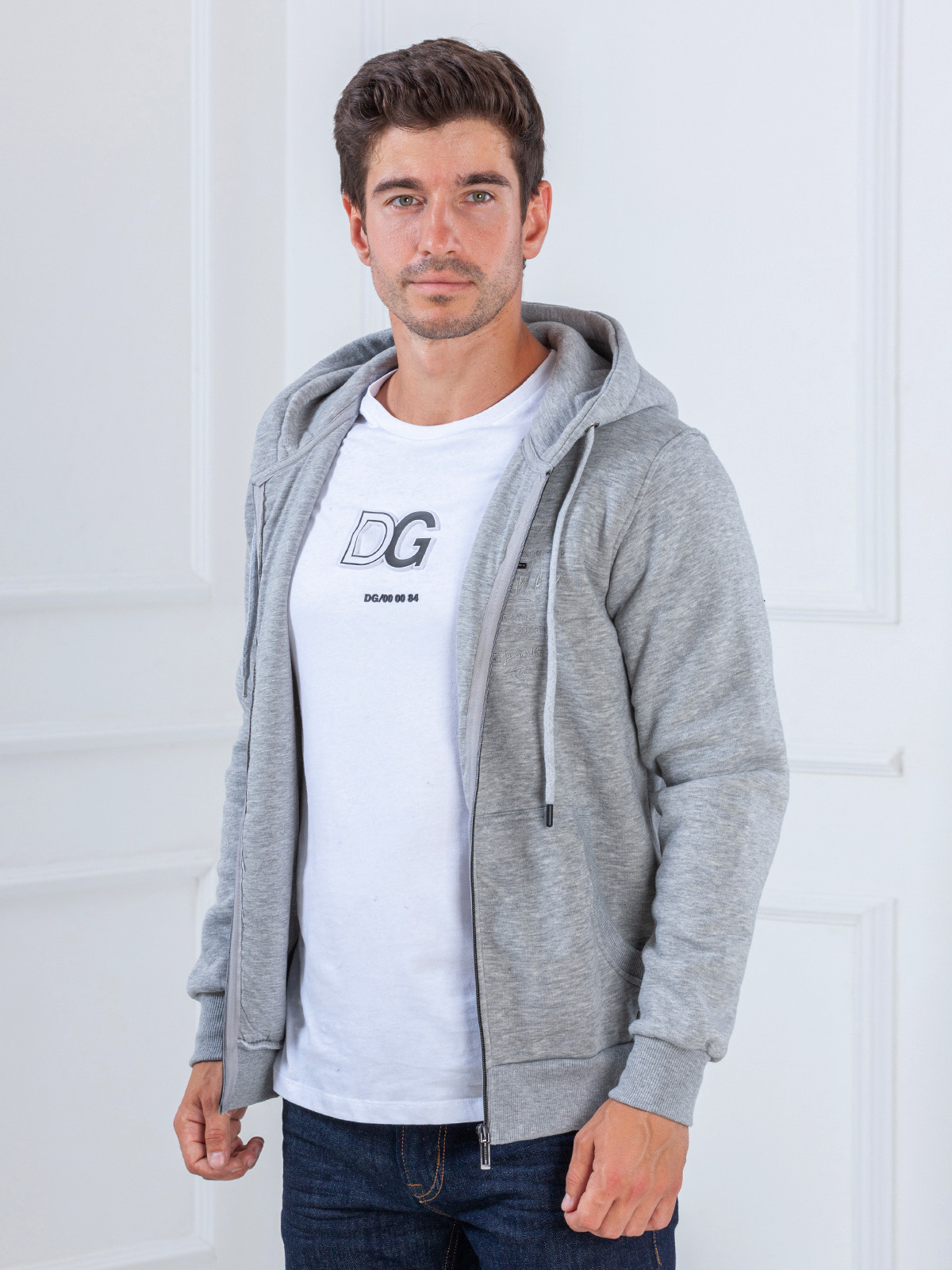 Предметная фотосъемка Москва. Михаил Папулян, каталожная съемка. Сборные фотосъёмки в Москве. фотосессии одежды.фотограф