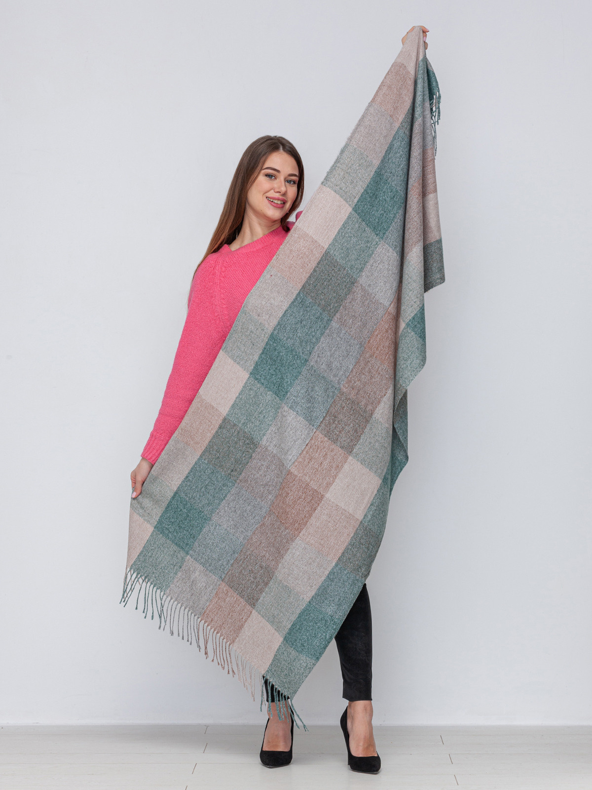 Предметная фотосъемка Москва. Михаил Папулян, каталожная съемка. Сборные фотосъёмки в Москве. фотосессии одежды.фотограф