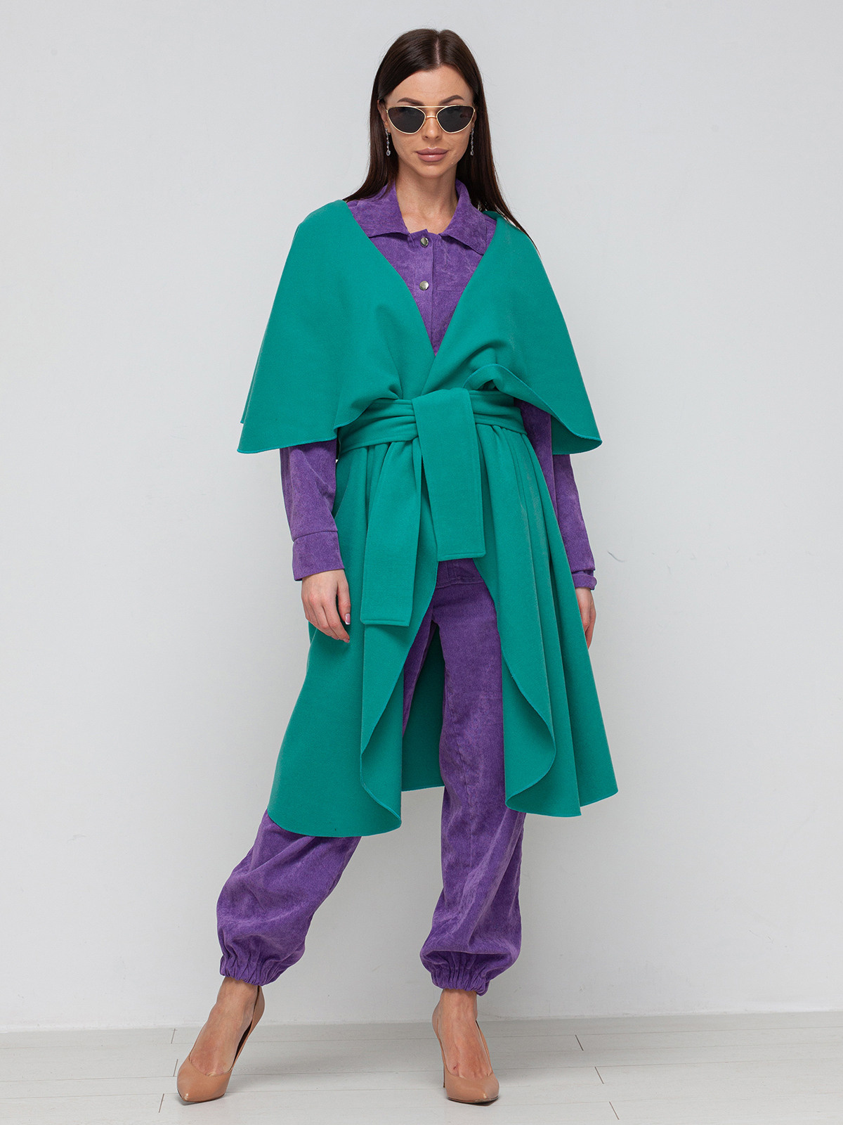 Фотосьёмка накидок в фотостудии на Братиславской. Сборные фотосъёмки в Москве. фотосессии одежды.фотограф