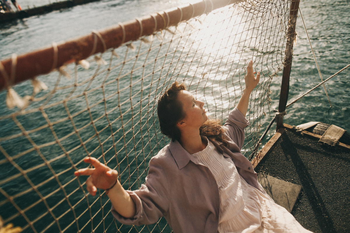 Я дыхание спрячу в ветер. Соня Черных (sophieblack)