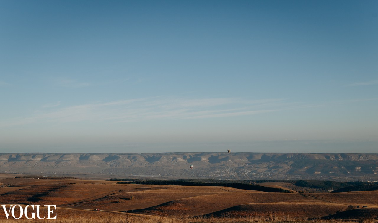 VOGUE ITALIA. Фотограф Наталья Могилевская Мурманск Териберка Сейдозеро Рыбачий