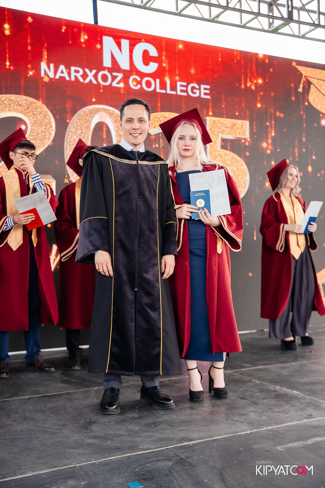 ВРУЧЕНИЕ ДИПЛОМОВ — НАРХОЗ КОЛЛЕДЖ. Part 3. КИПЯТКОМ АЛМАТЫ!