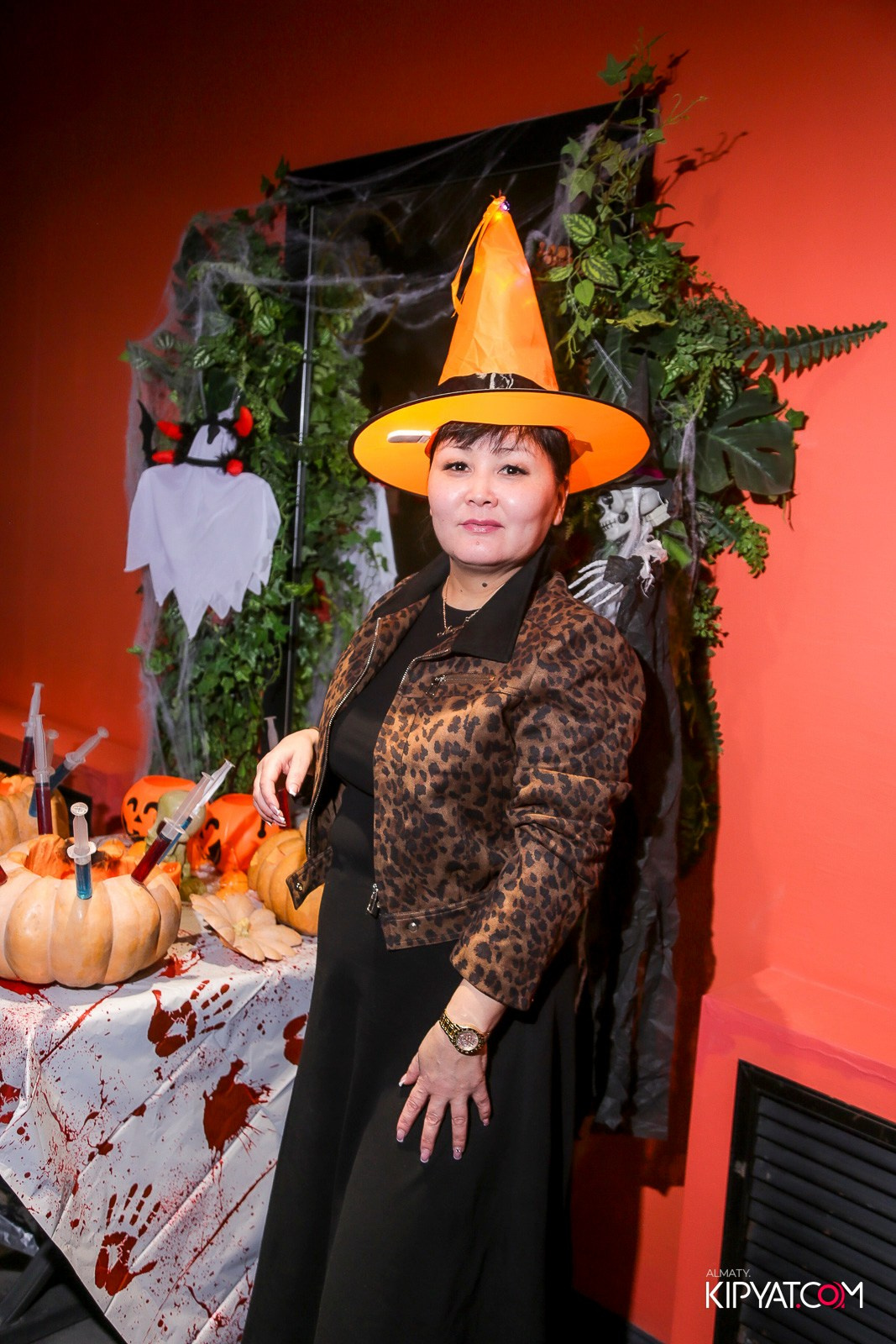 LIFE GRILL CAFE. КИПЯТКОМ АЛМАТЫ!