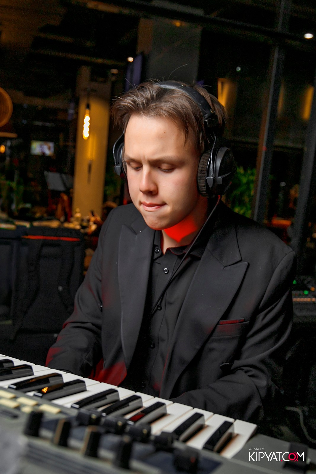 NOODLES BIRTHDAY. КИПЯТКОМ АЛМАТЫ!