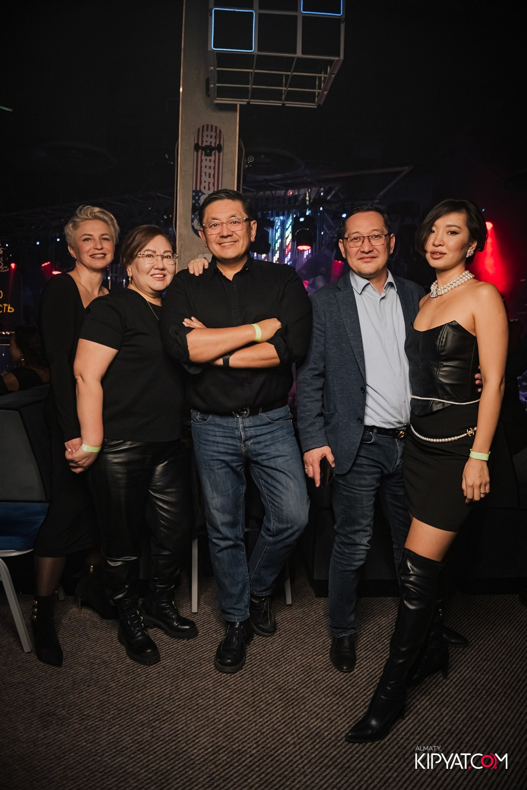 CLUB SHOW BY ИРИНА КАЙРАТОВНА В SANTA BARBARA CLUB. КИПЯТКОМ АЛМАТЫ!