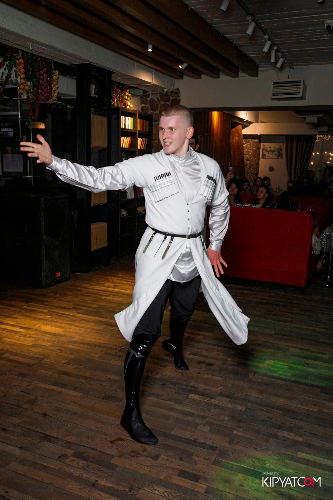 ВАХТАНГУРИ. КИПЯТКОМ АЛМАТЫ!