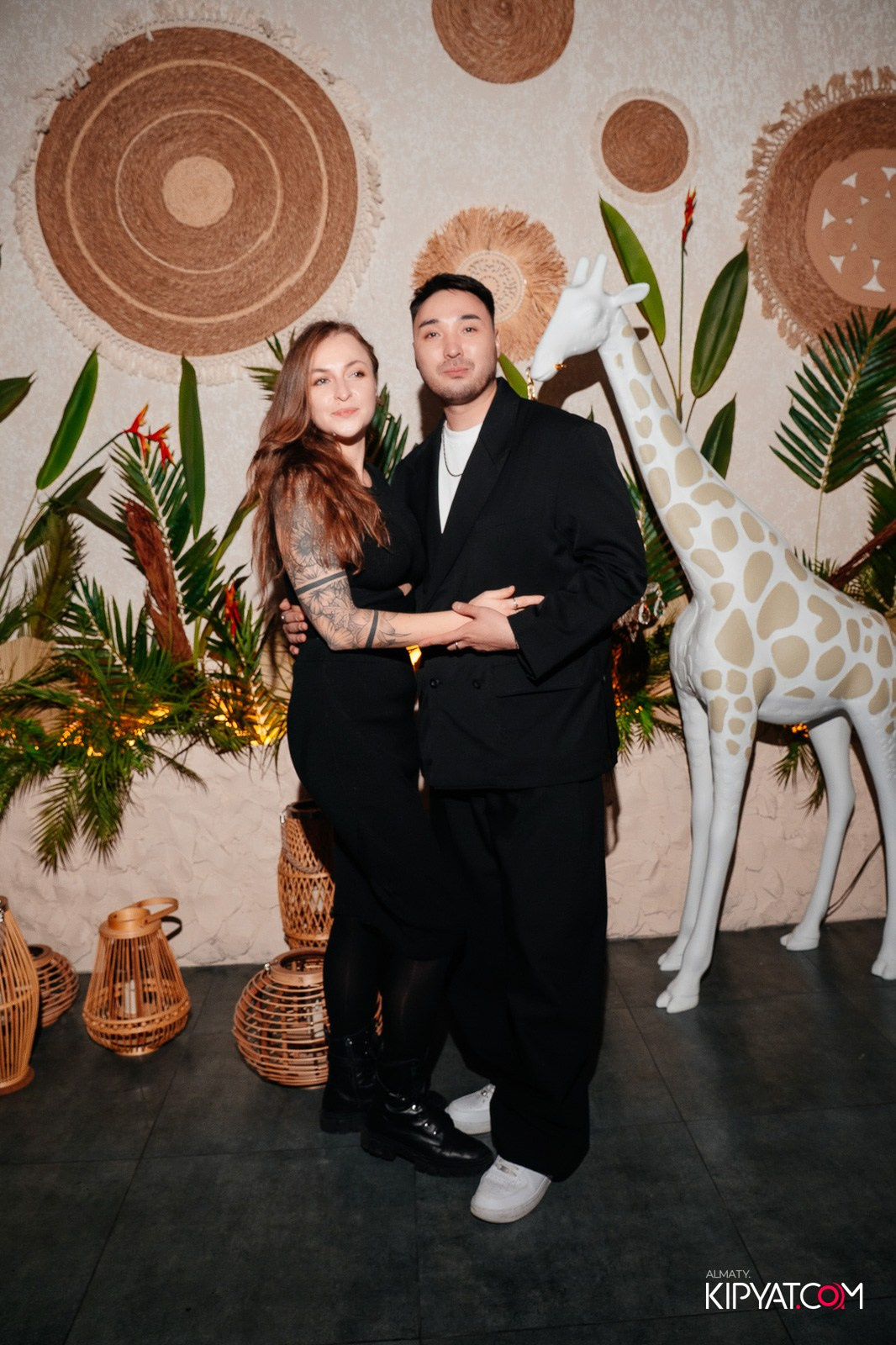 BAY RESTAURANT & BAR. КИПЯТКОМ АЛМАТЫ!