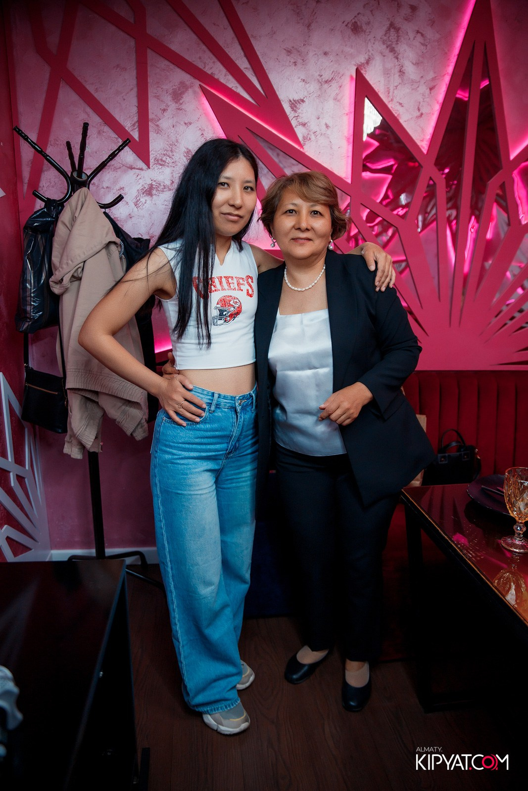 УХО И МЕДВЕДЬ НА ГАГАРИНА. КИПЯТКОМ АЛМАТЫ!