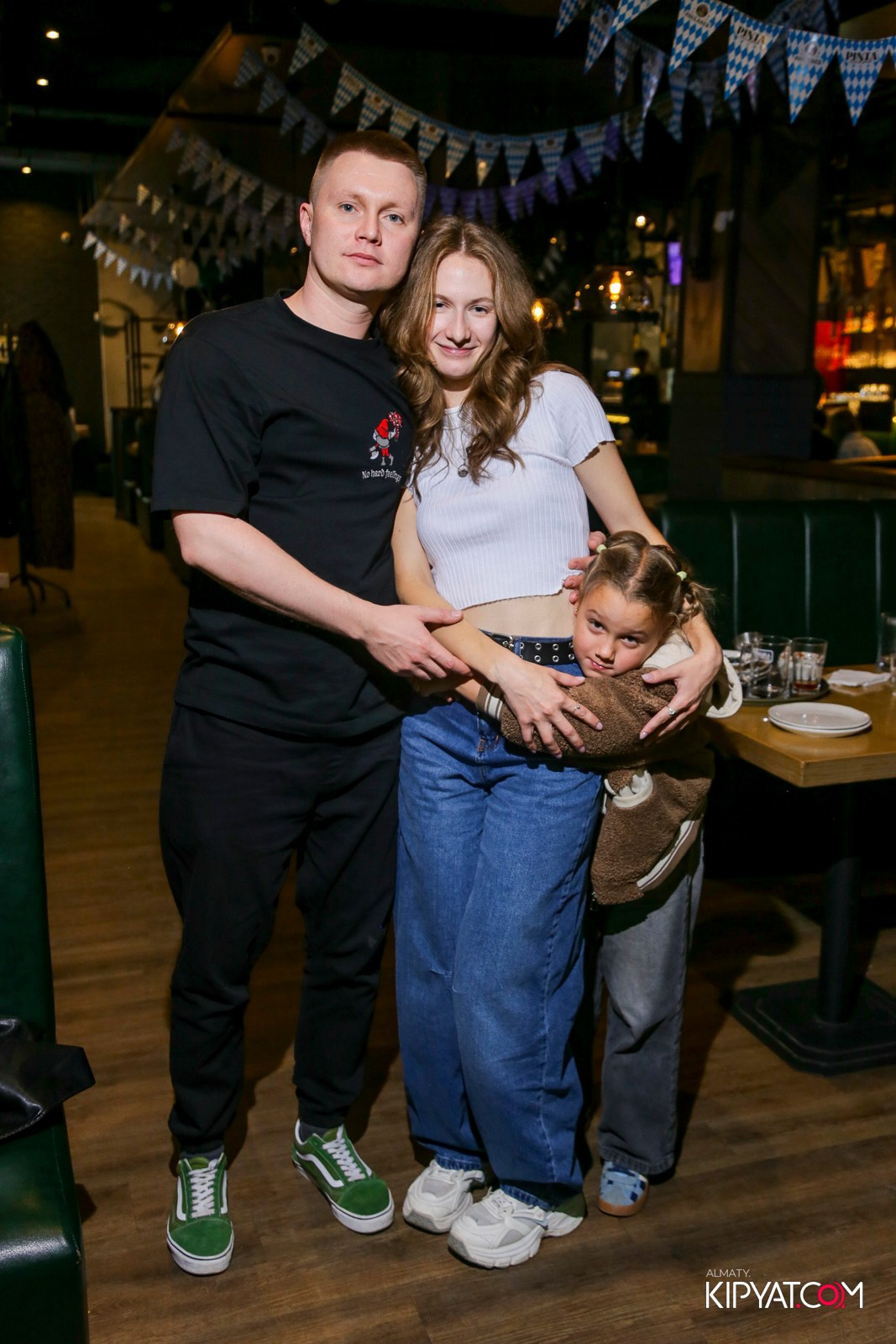 OKTOBERFEST — ПИНТА НА АЛТЫНСАРИНА. КИПЯТКОМ АЛМАТЫ!