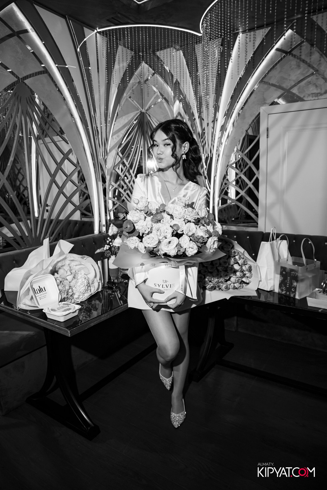 УХО И МЕДВЕДЬ НА КУРМАНГАЗЫ. КИПЯТКОМ АЛМАТЫ! Фотосъемка мероприятий в Алматы