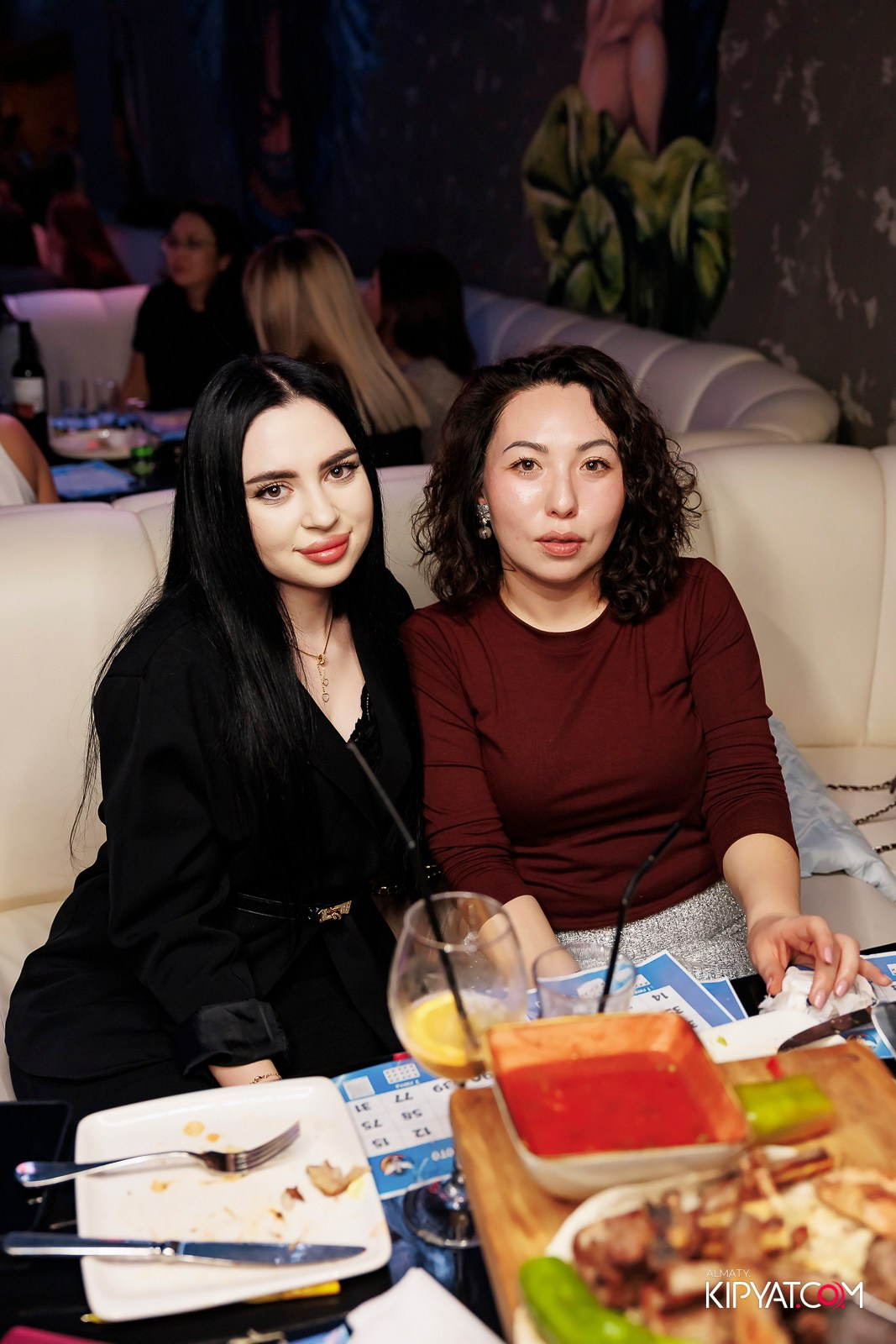 МУЗЫКАЛЬНОЕ ЛОТО В HIT RETRO. КИПЯТКОМ АЛМАТЫ! Фотосъемка мероприятий в Алматы