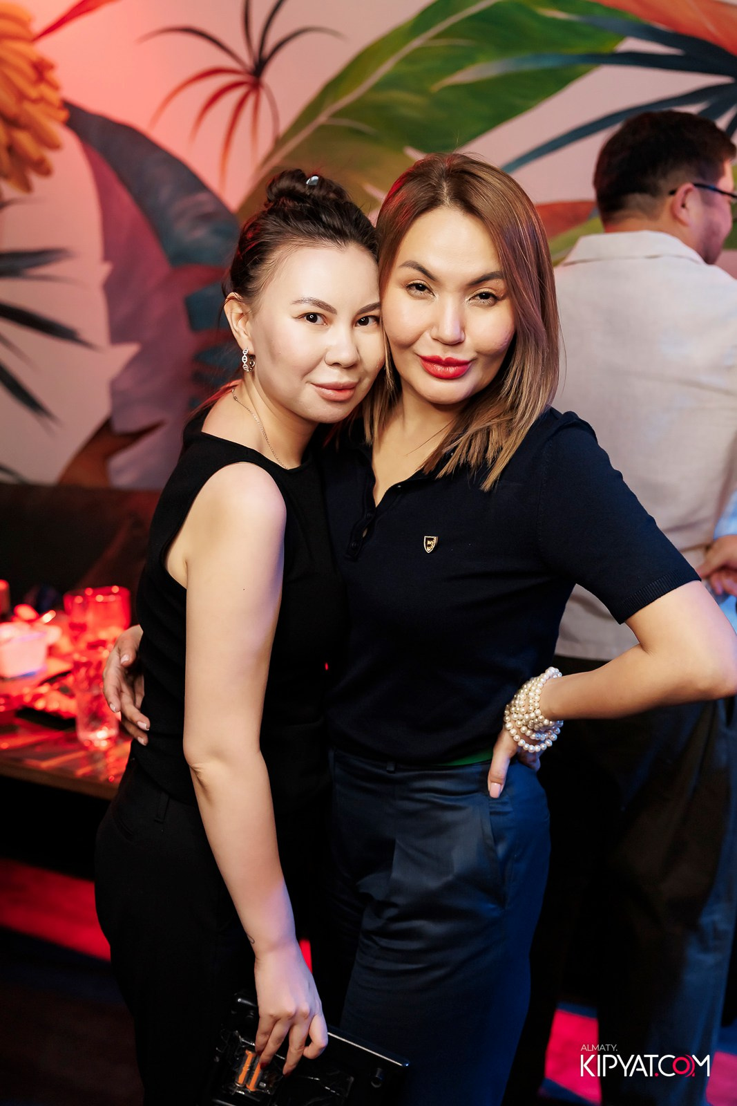 ДОРОГАЯ, Я НЕ ПИЛ. КИПЯТКОМ АЛМАТЫ!