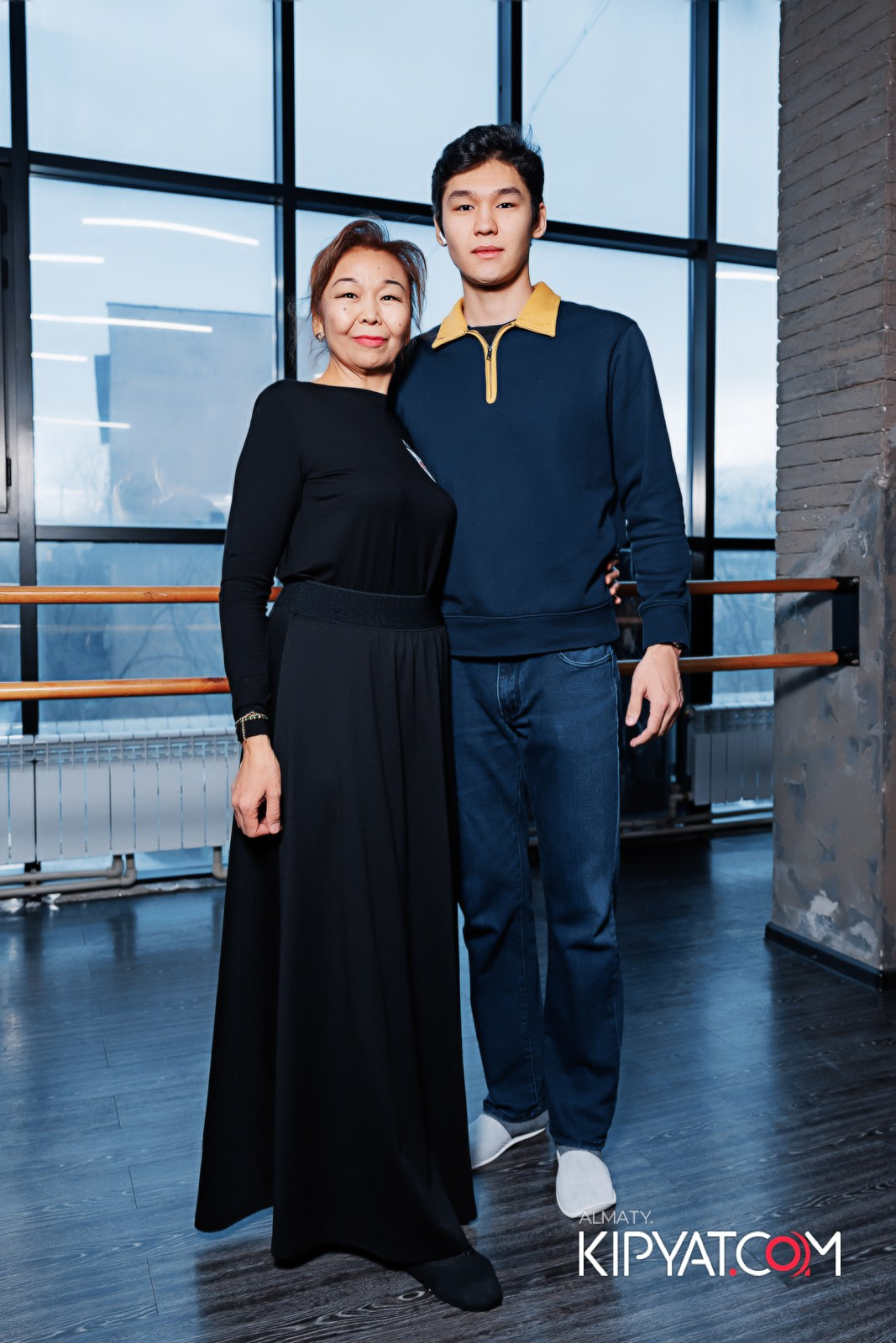 BLOCKBUSTER ТАНЦЕВАЛЬНАЯ АКАДЕМИЯ. КИПЯТКОМ АЛМАТЫ!