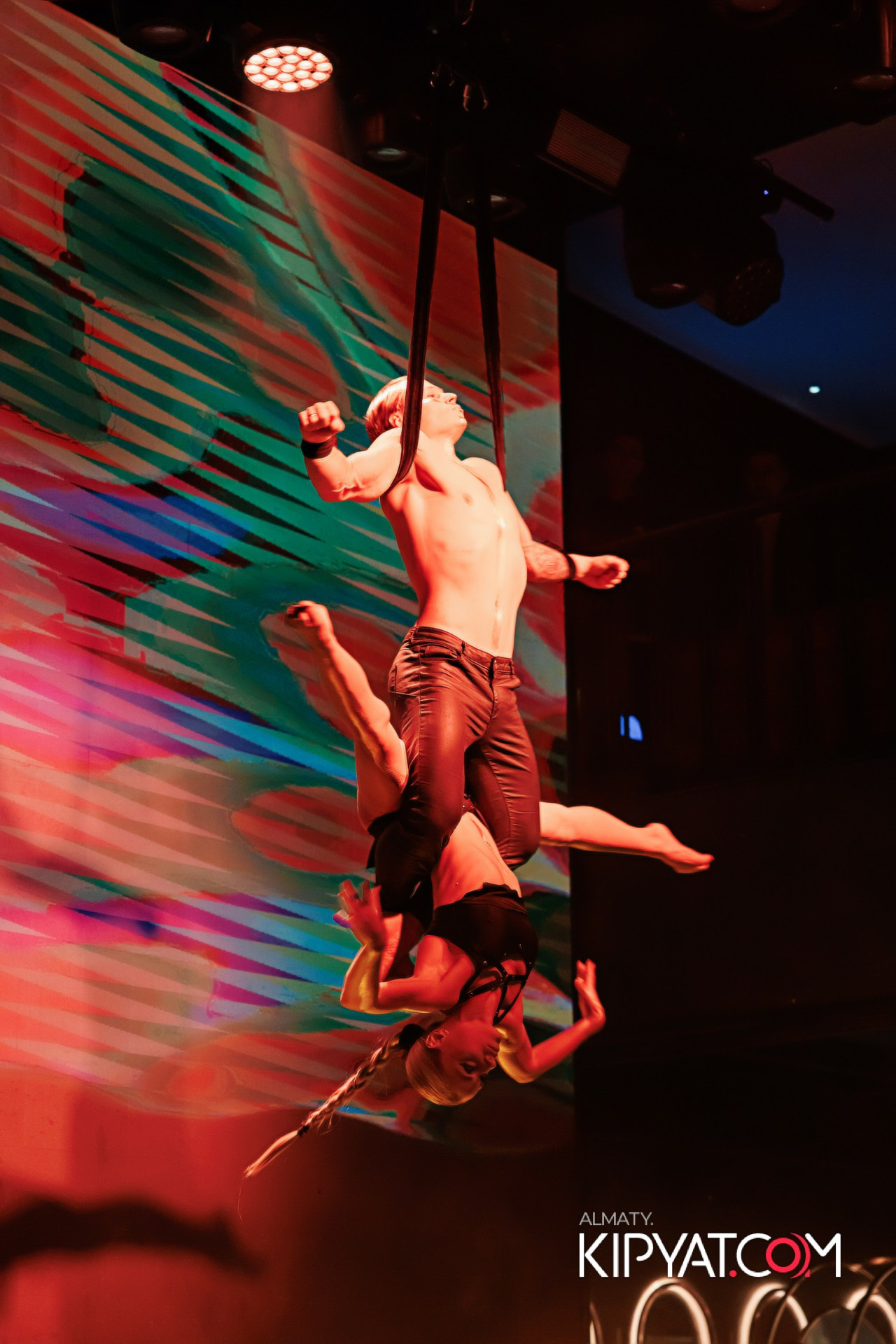 QUEEN. КИПЯТКОМ АЛМАТЫ!