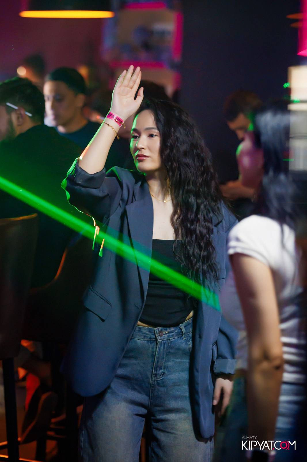 UYAT EMES BAR. КИПЯТКОМ АЛМАТЫ!