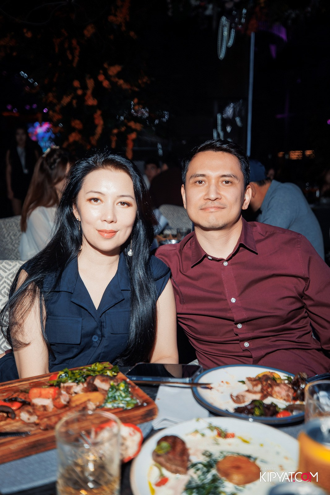 FRIENDS BAR & TERRACE. КИПЯТКОМ АЛМАТЫ!