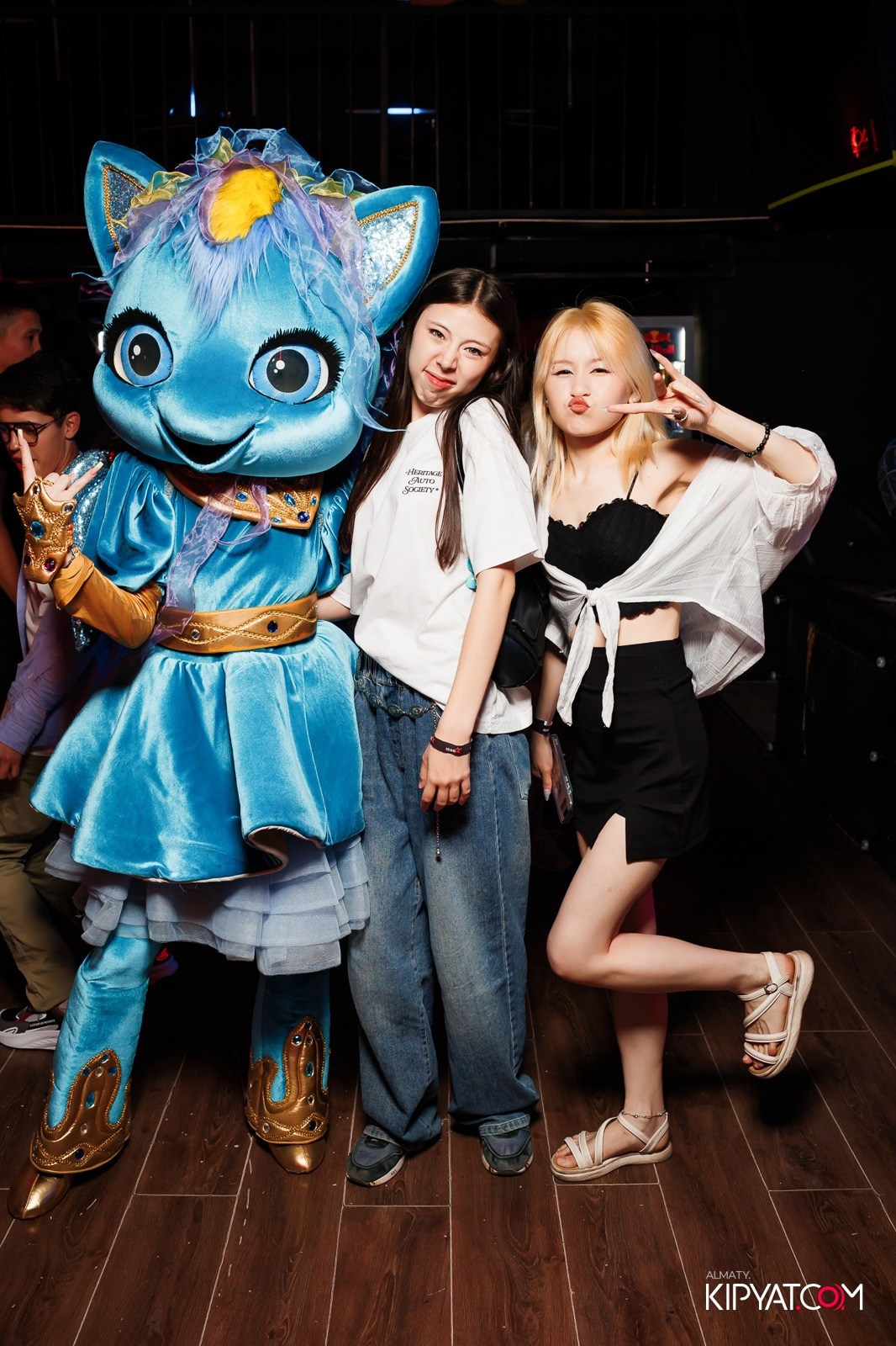 НОЧНОЙ КЛУБ ICON. КИПЯТКОМ АЛМАТЫ!