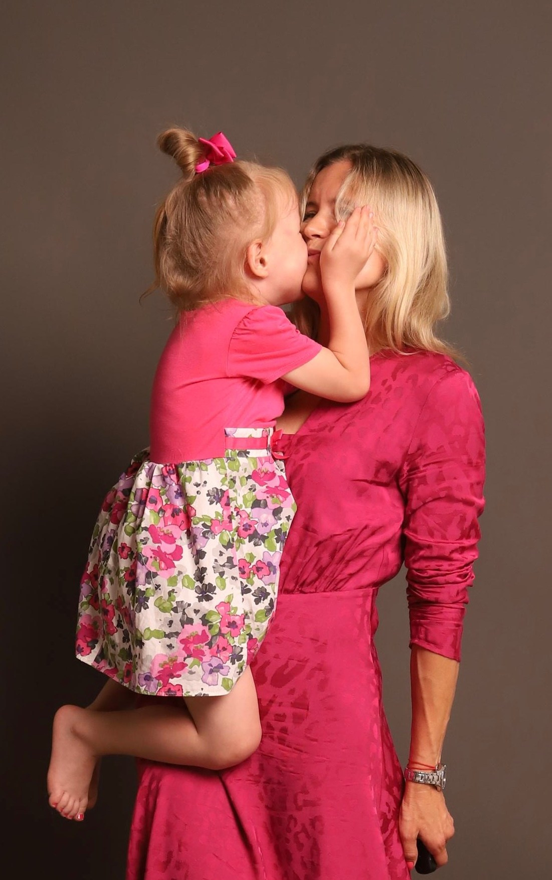 Реальные фотографии наших гостей. Фотостудия самообслуживания. Студия без фотографа в Твери