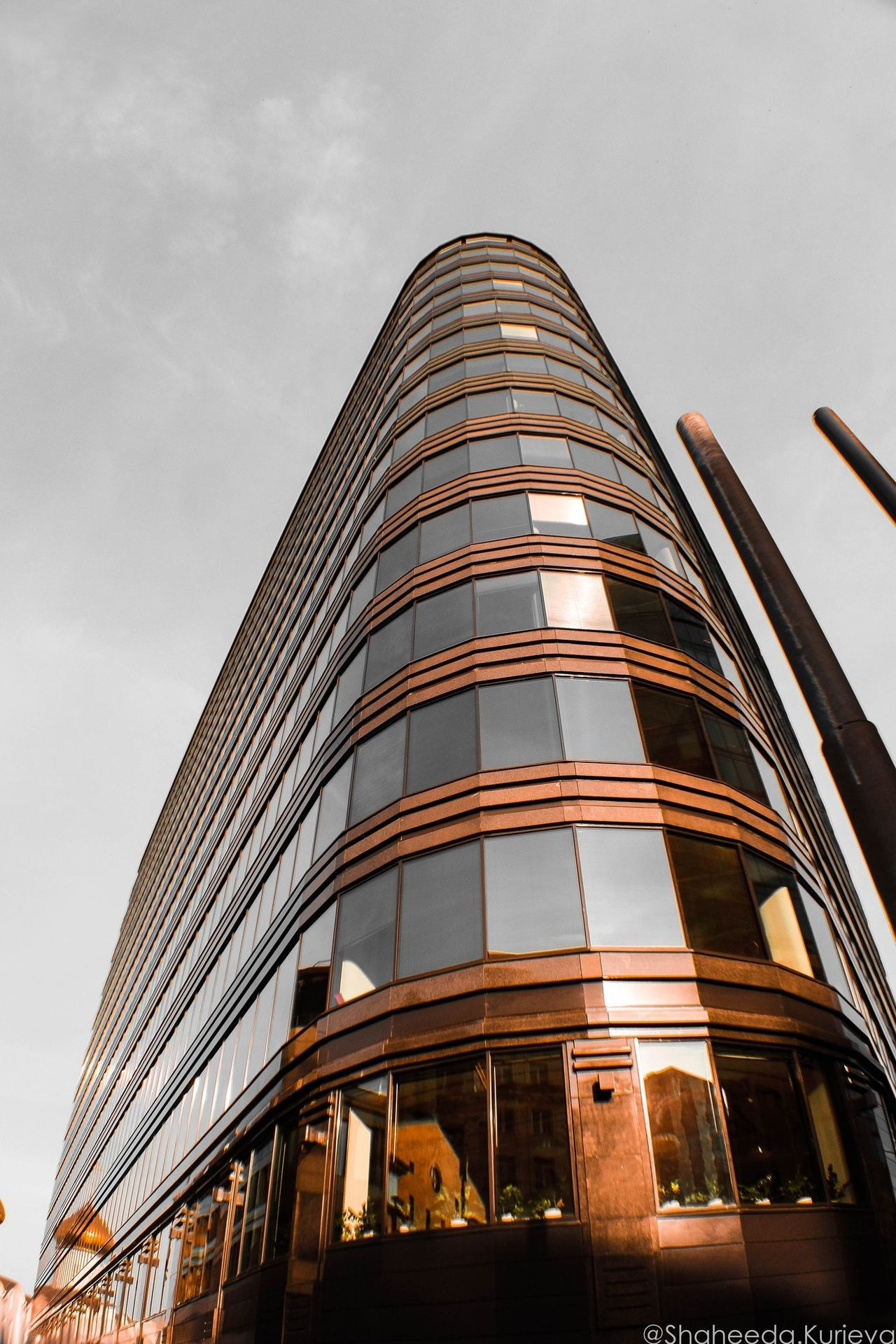 Современный БЦ для фотосессии — панорамный вид из окна