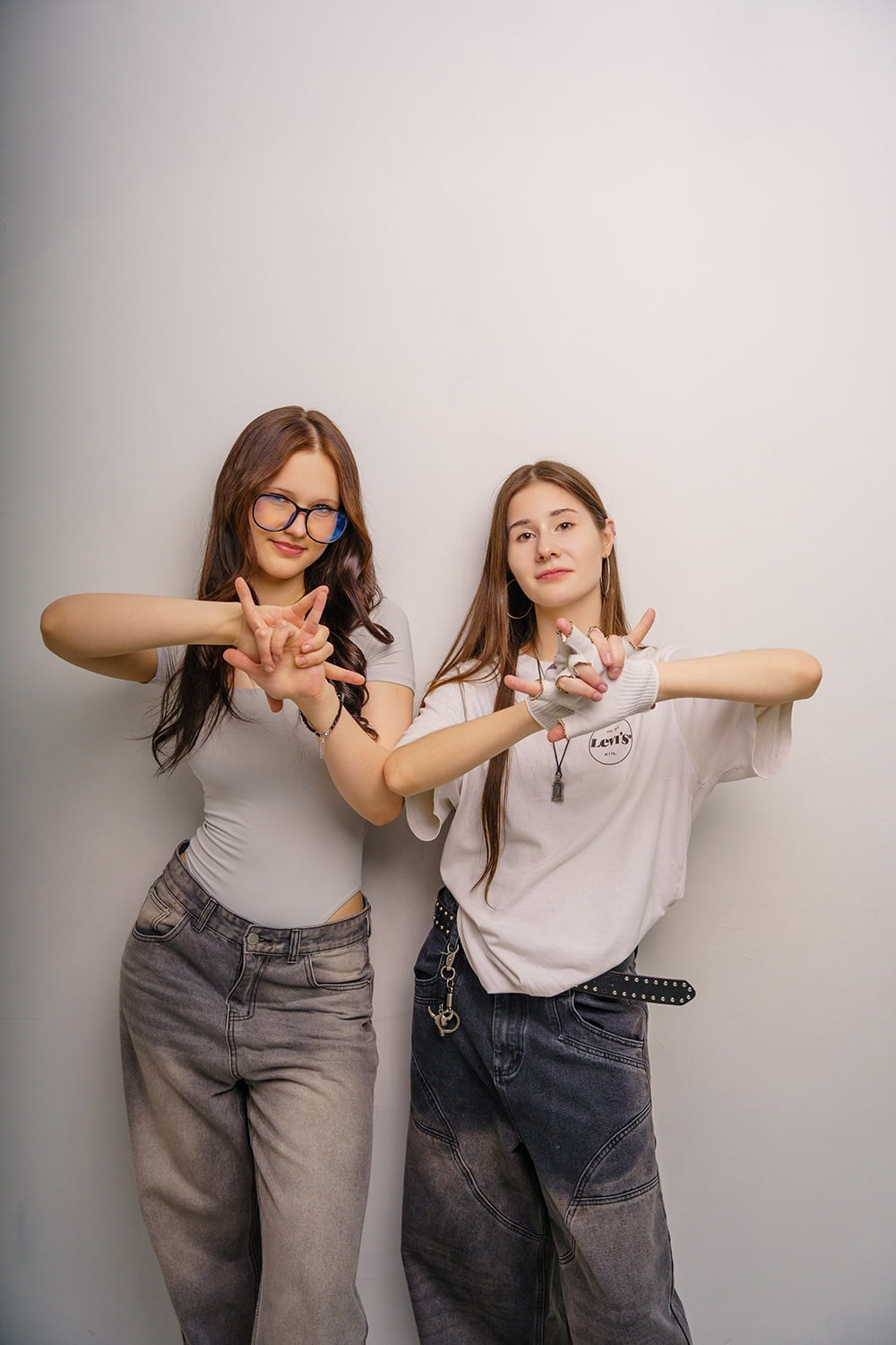 Выпускной альбом для 1 лицея 11в класса: фотосессия в студии. СИГМА | Студия выпускных альбомов Красноярск