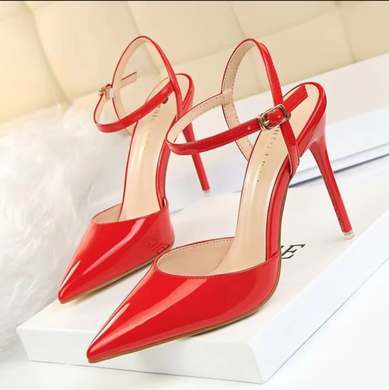 Босоножки. Размер 38