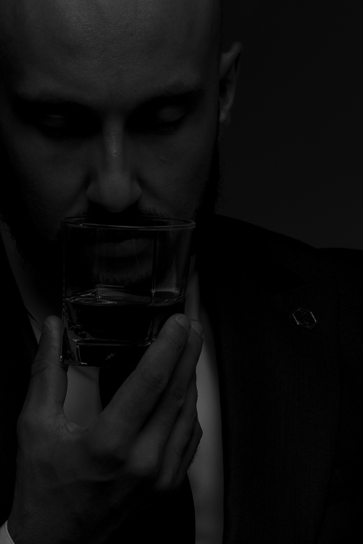 Мужская студийная фотосессия. Свадебный фотограф Калининград