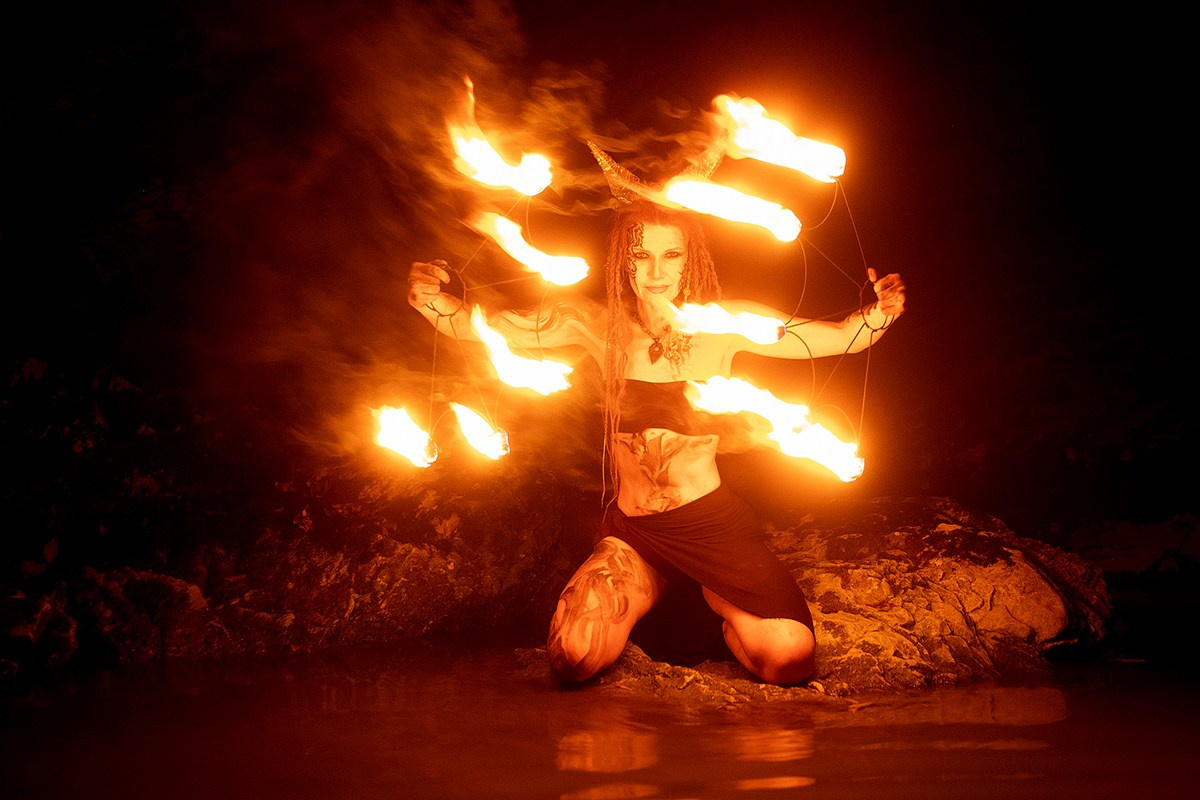 Огонь. Фотограф Роман Ефремов