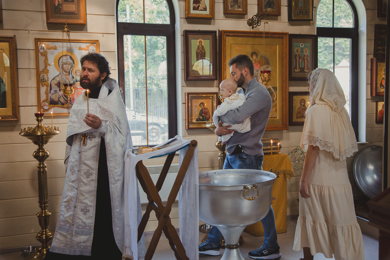 Крещение Михаила. Семейный фотограф Николаева Ольга