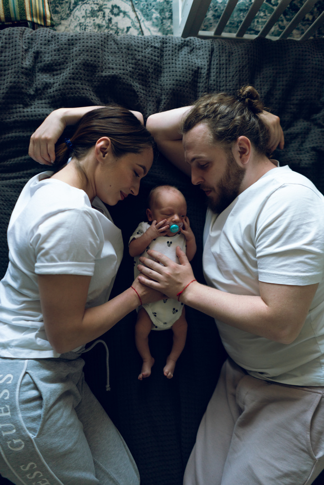 Фотограф для семейной фотосессии в Москве в студии и дома — Анна Бортн. Видеограф в Москве Анна Бортникова