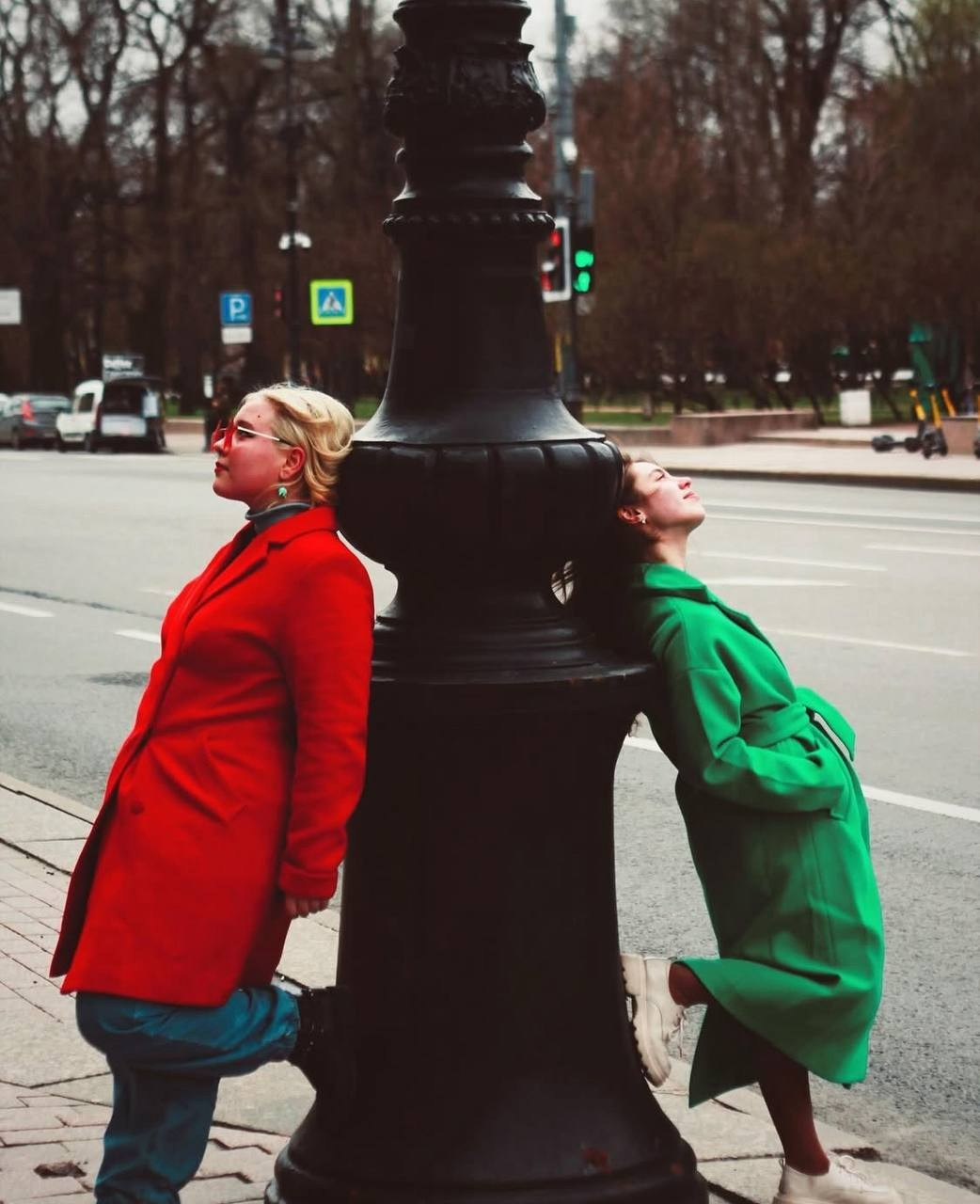 Пальто коммерция. Костюмер, художник кино и телевидения в спб