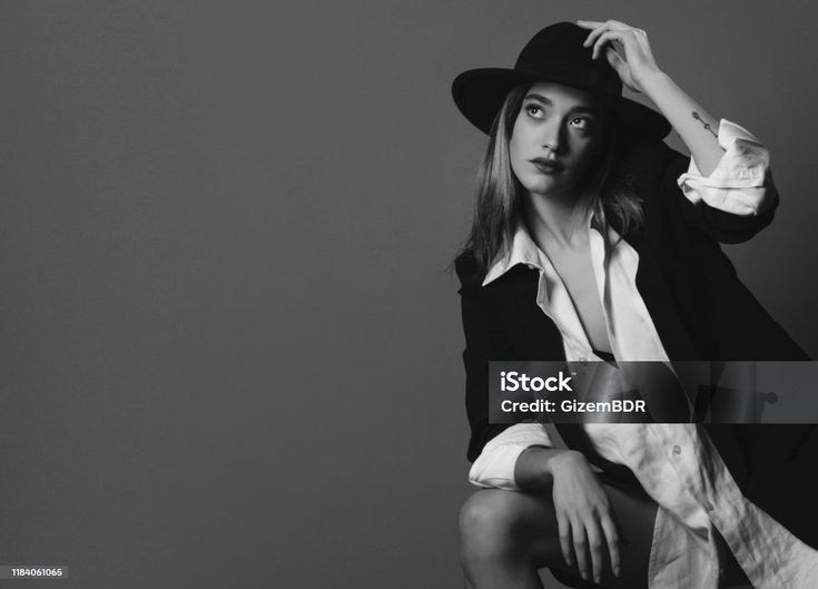 ЧЕРНО-БЕЛЫЙ ПОРТРЕТ