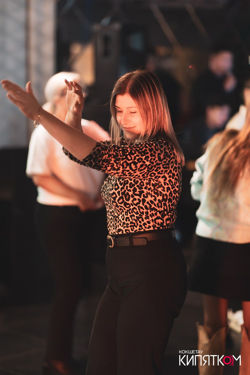 ШАШЛЫЧНЫЙ ДВОР. КИПЯТКОМ КОКШЕТАУ