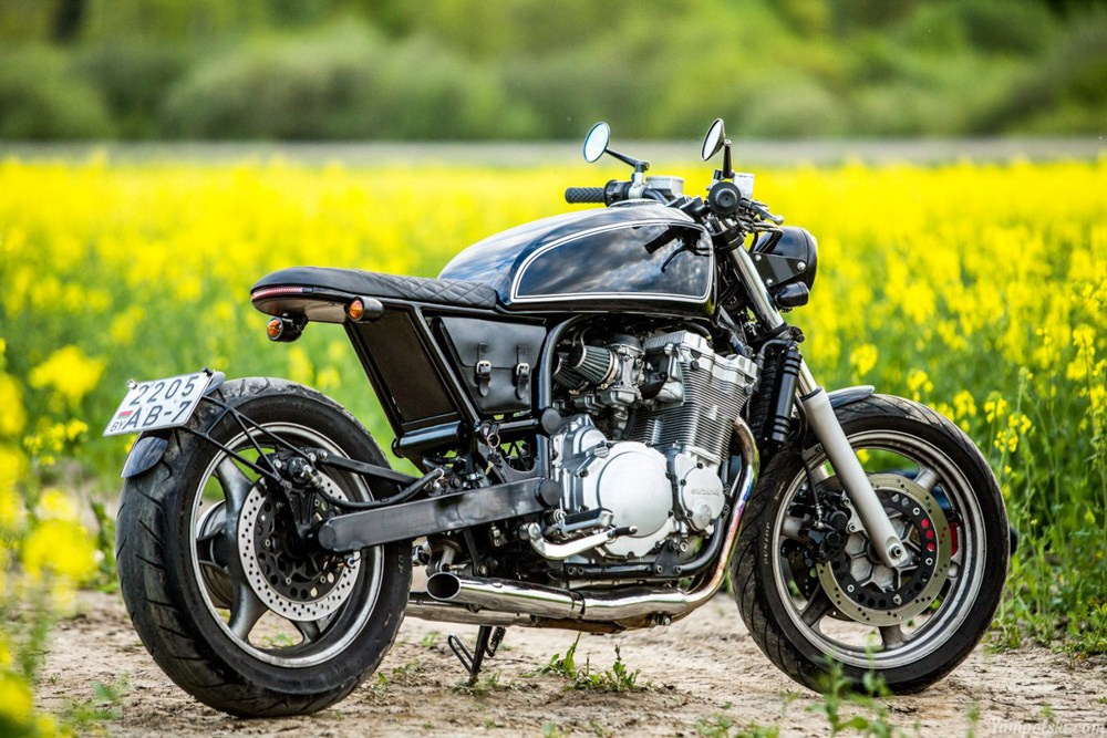 Авто. Фотограф Александр Ямпольский