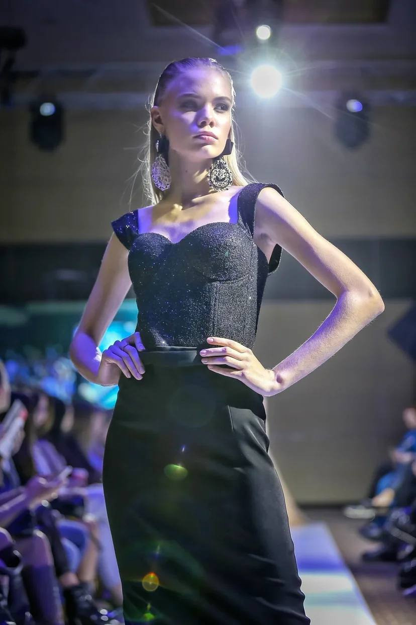 ELENA. Модельная студия MIA Models