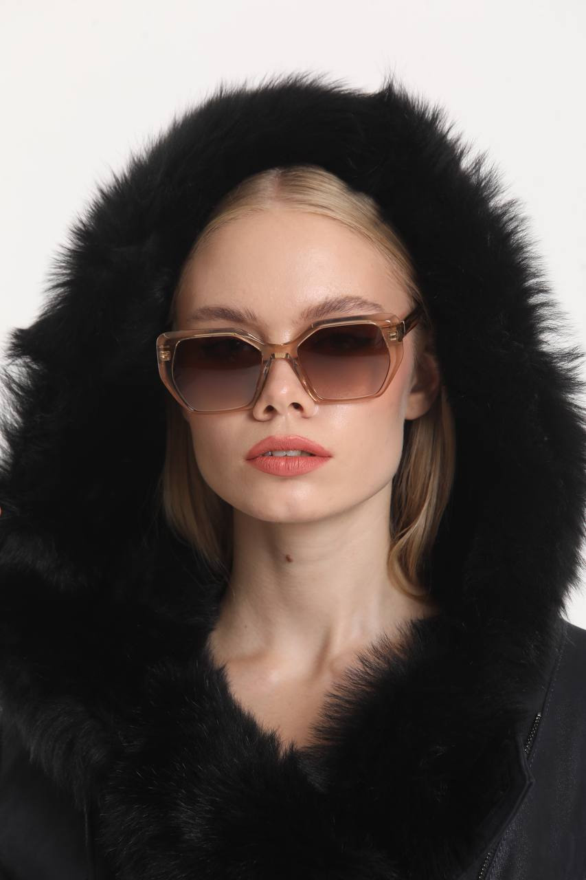 ELENA. Модельная студия MIA Models