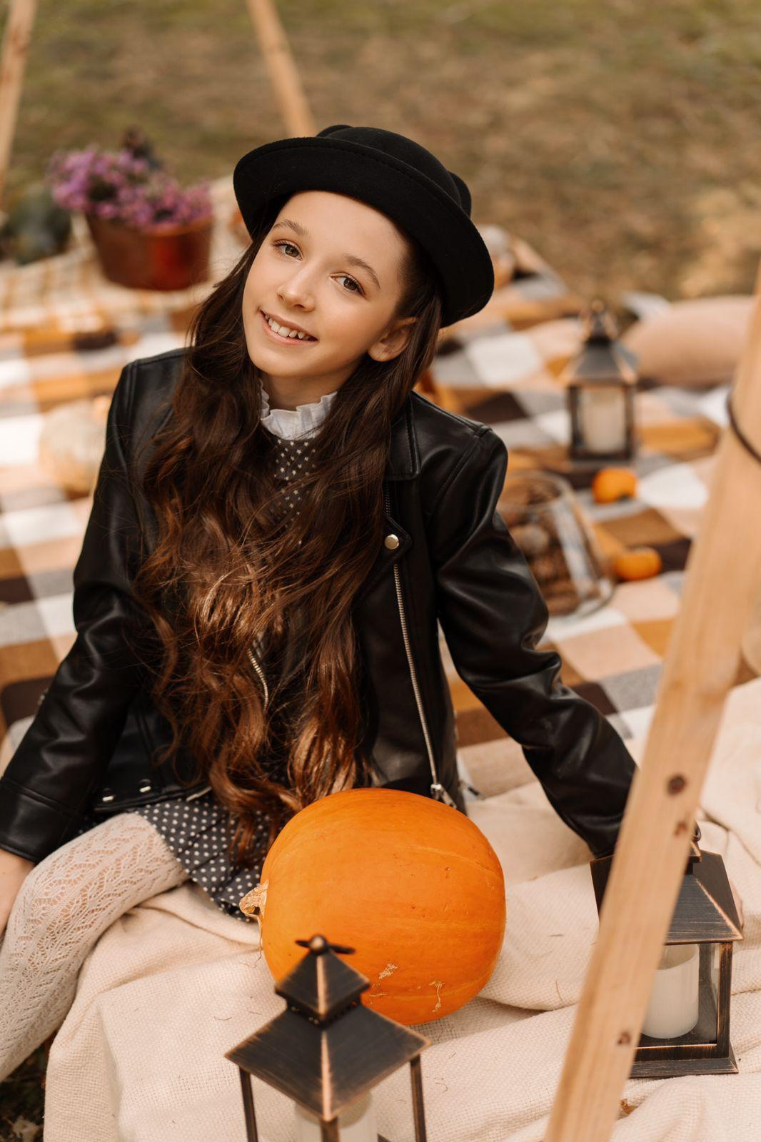 ELINA. Модельная студия MIA Models