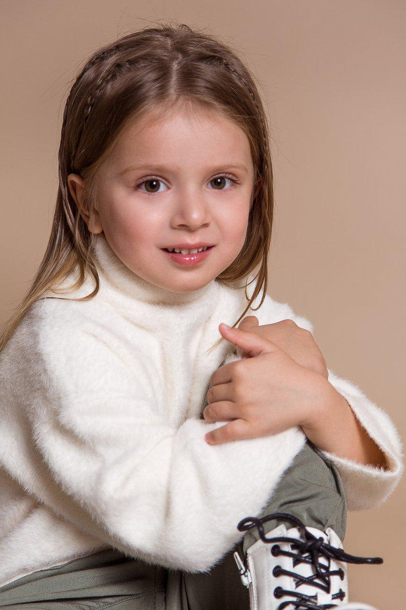 AMELIA. Модельная студия MIA Models