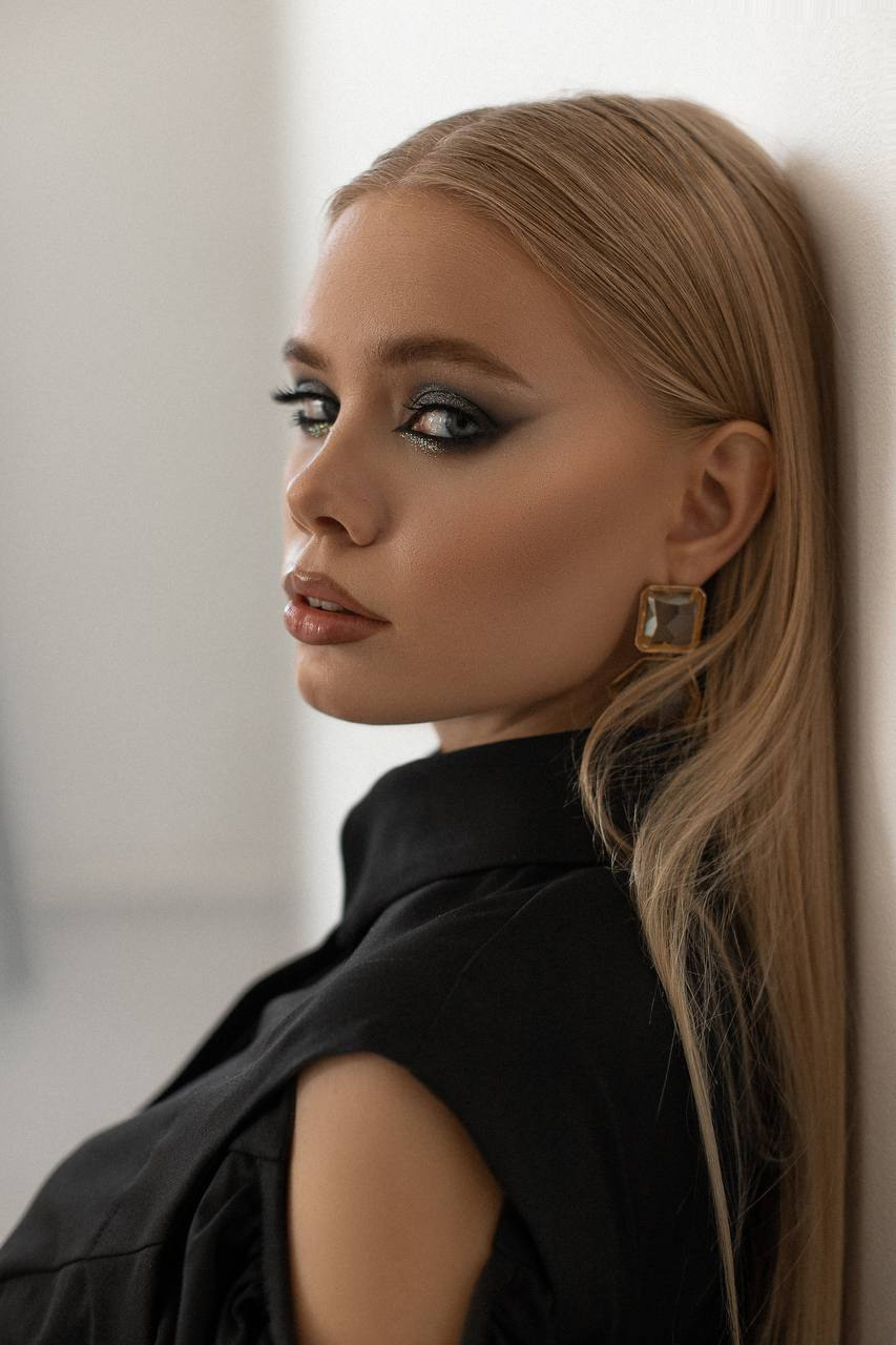 ELENA. Модельная студия MIA Models