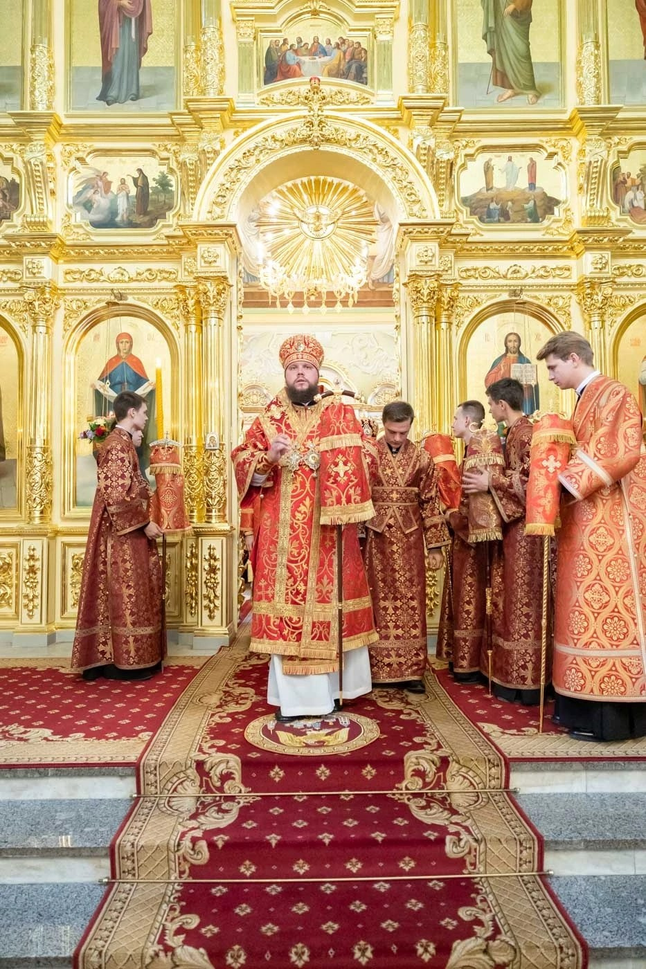 В КАНУН СОБОРА САРАТОВСКИХ СВЯТЫХ СОВЕРШЕНО СОБОРНОЕ АРХИЕРЕЙСКОЕ БОГОСЛУЖЕНИЕ. Саратовское Северо-Западное благочиние
