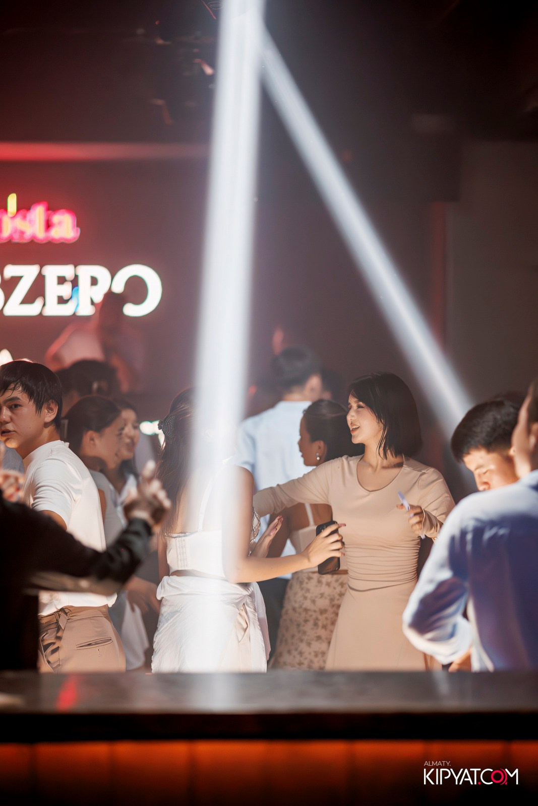 ARAGOSTA. КИПЯТКОМ АЛМАТЫ! Фотосъемка мероприятий в Алматы